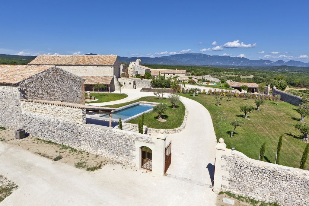 Domaine De Sarson Quartier Sarson 26230 Grignan